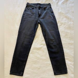 AE Stretch Mom Jeans Size 6